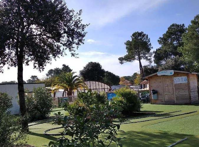 Campsite Mobil Les Bains